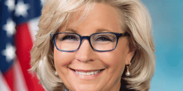 Liz Cheney Shares Photo of Mask-Wearing Dad Insisting ‘Real Men Wear Masks’