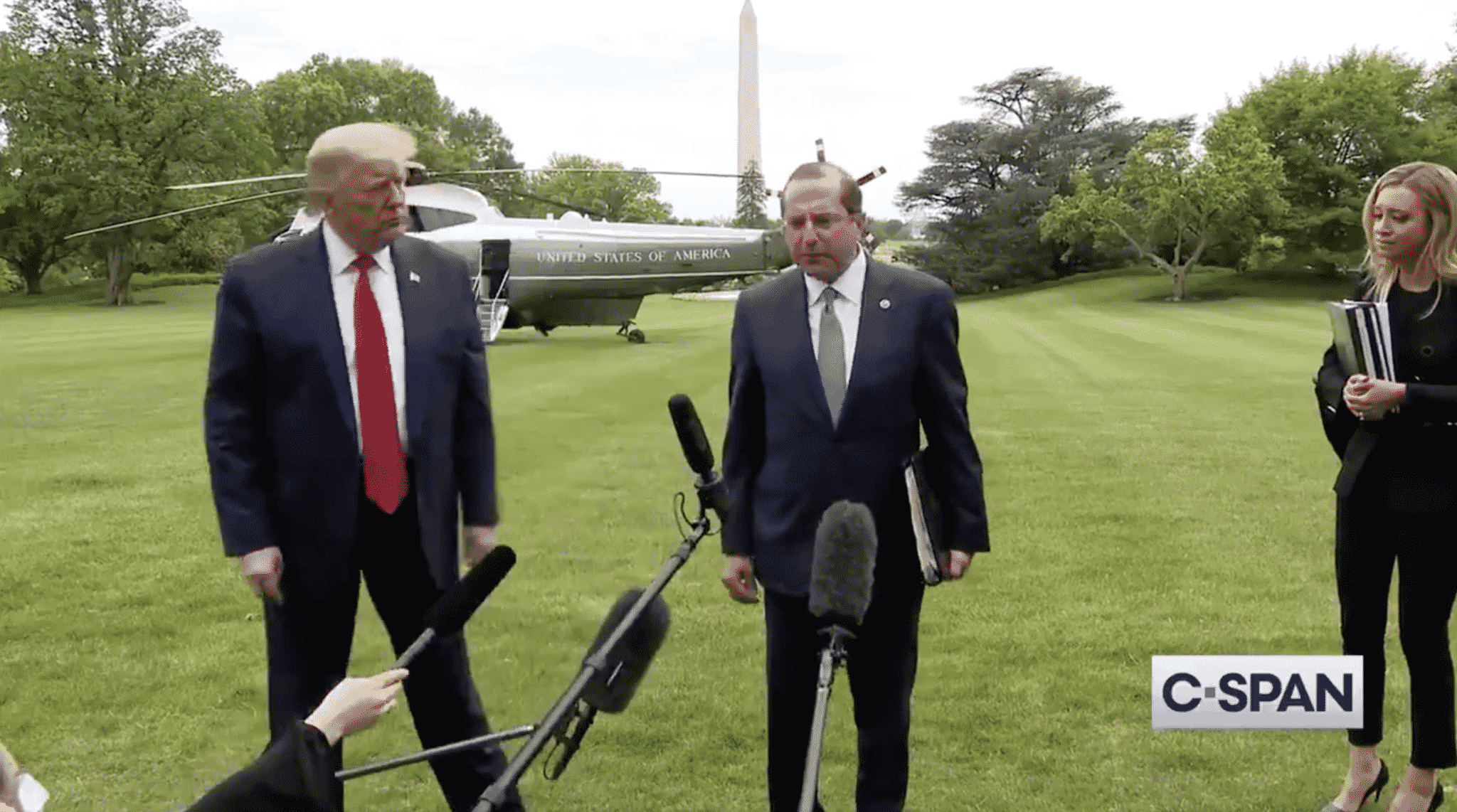 Trump, Azar Blast Ousted Vaccine Chief’s Testimony