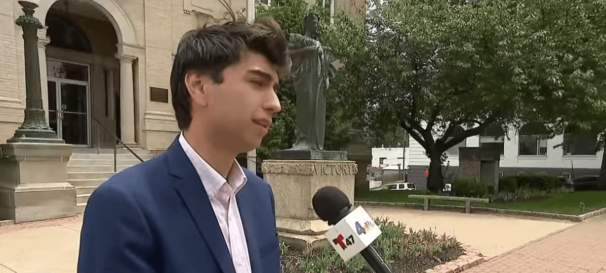 24-Year-Old Ousts Mayor After Massive Factory Fire Fallout