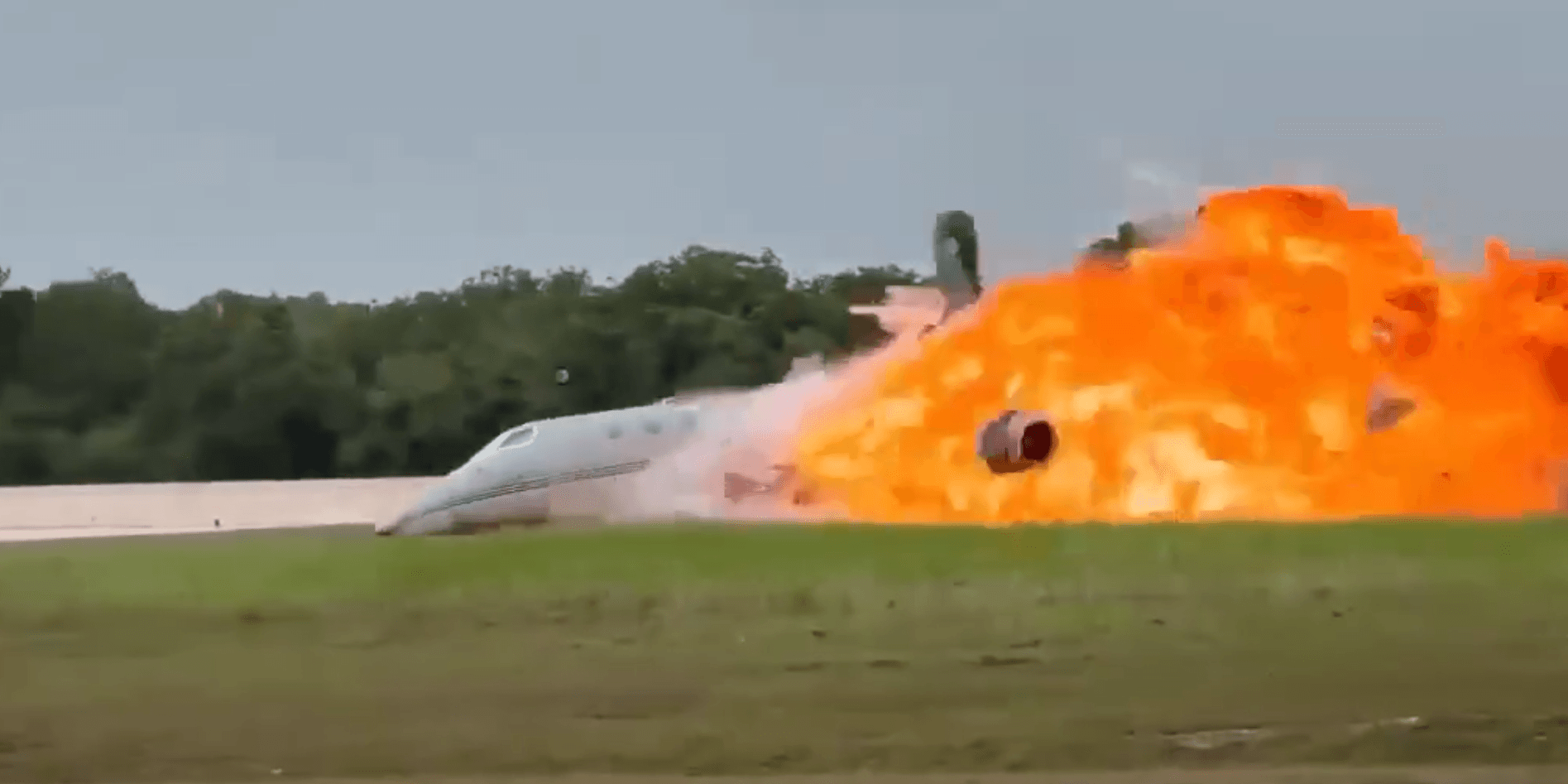 Jet Sent for MLB Star Crashes in Fireball