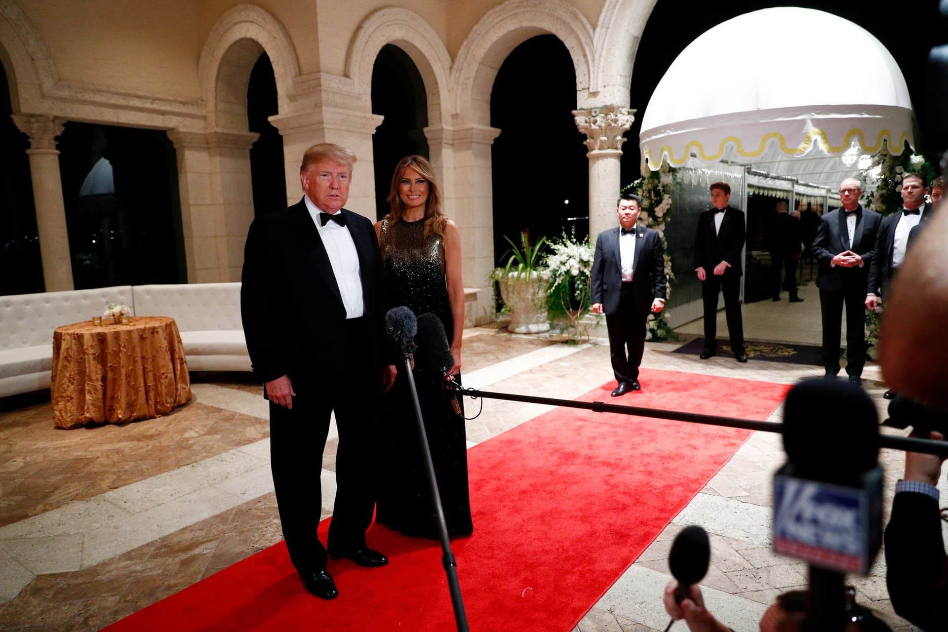 WH Reveals āSpecial Guestsā Trump, FLOTUS Will Bring to the State of the Union Address