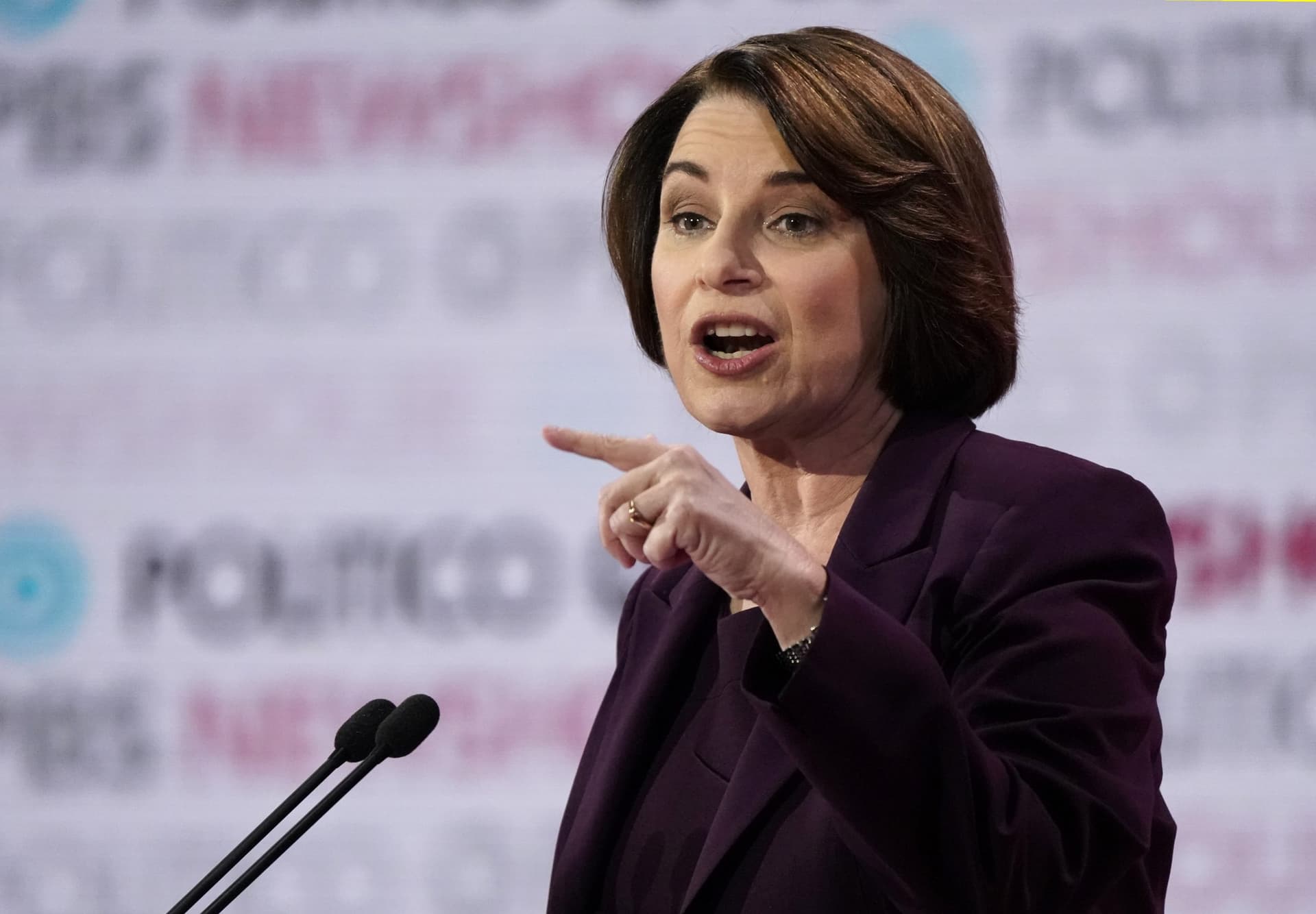 Democrat Klobuchar’s Presidential Campaign Raised $11.4 Million in Fourth Quarter