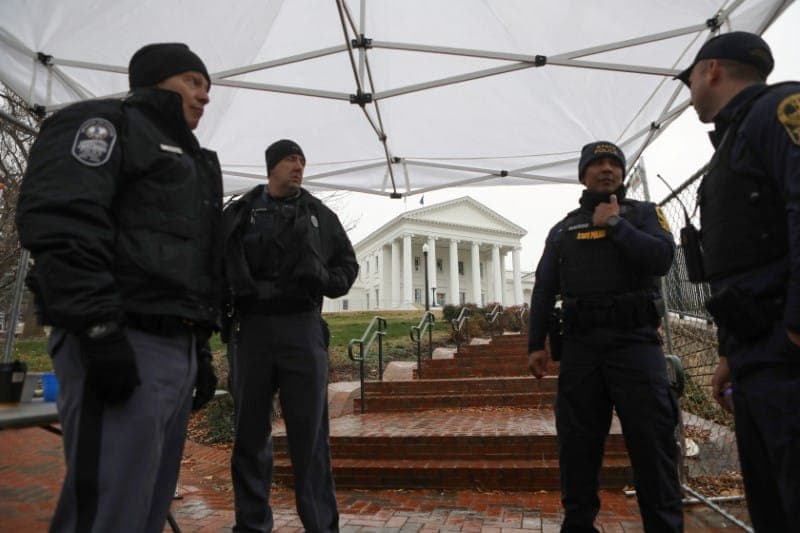 Vows of Peace, Fears of Violence at Virginia Gun Rally