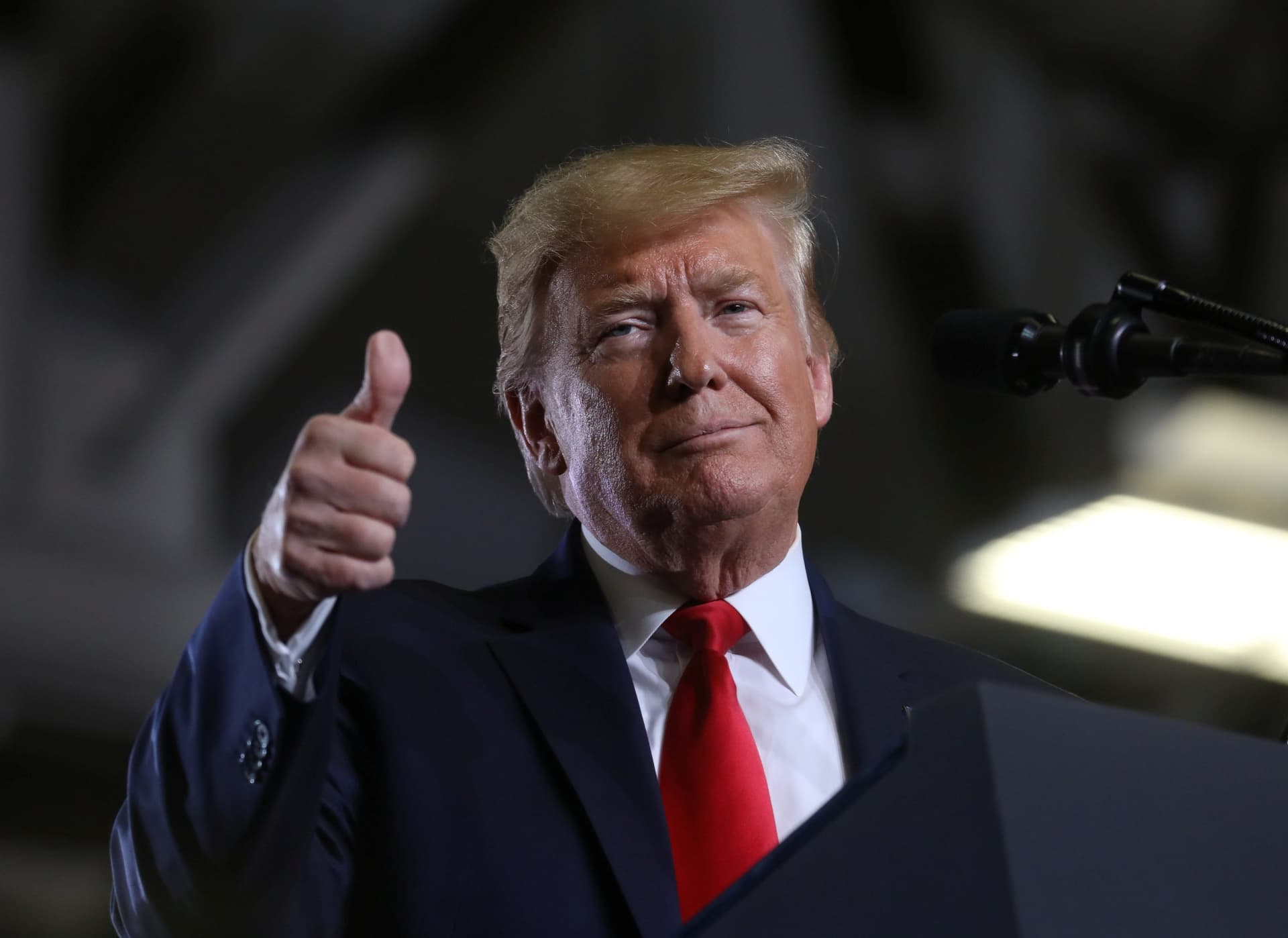 Trumpās Approval Ratings Tick Back to up to Record High Amid Coronavirus Outbreak