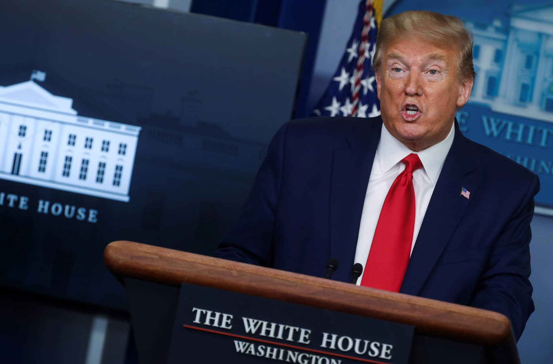 Trump Reveals He Plans to Revive Coronavirus Press Briefings Starting This Week