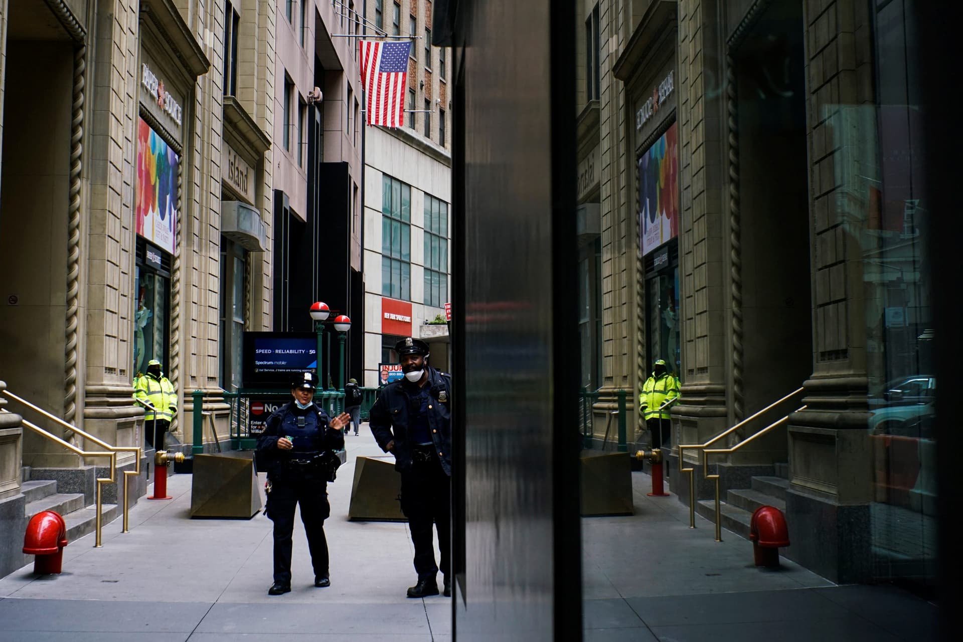 Some Americans Prepare to Go Back to Work as Jobless Claims Spike Over Virus