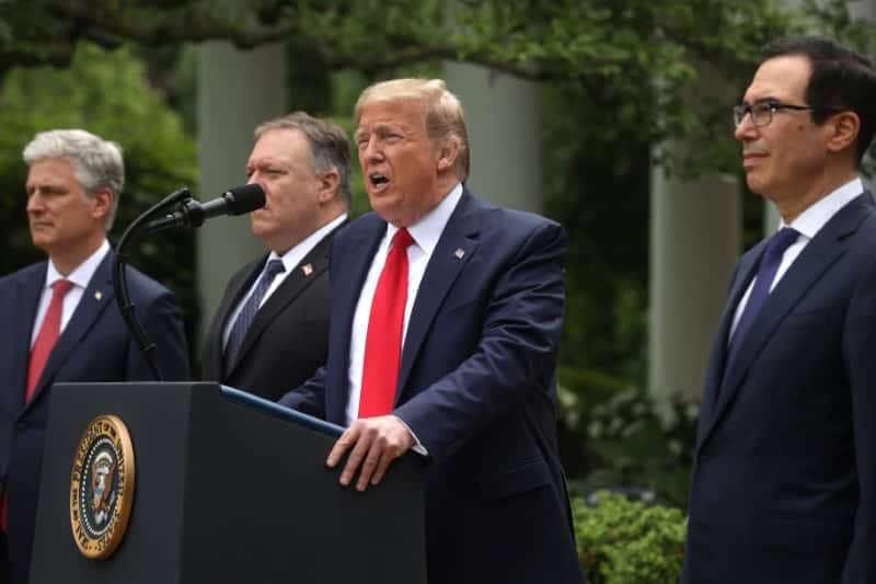 Trump Blasts Defund the Police Movement, Calls for āStronger Police Forcesā