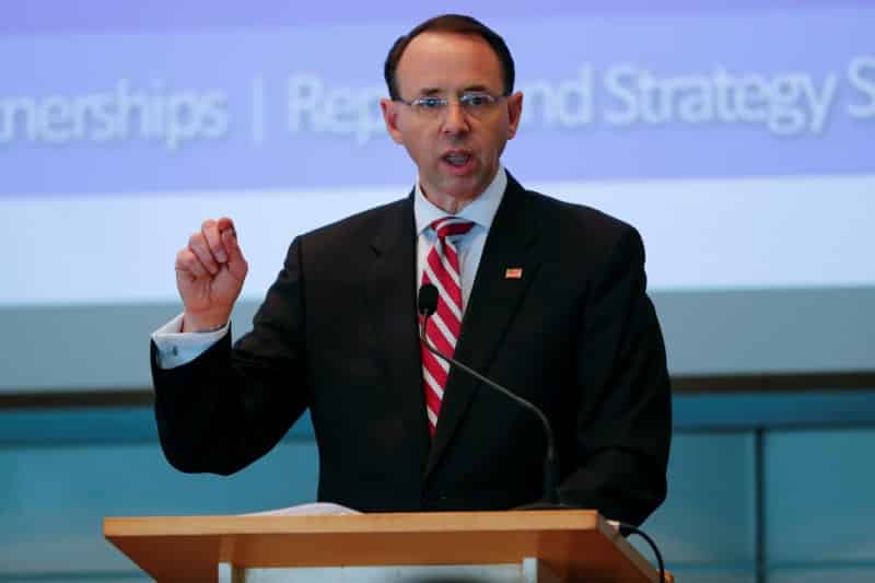 Republican-Led US Senate Probe to Hear First Testimony on Trump-Russia Investigation