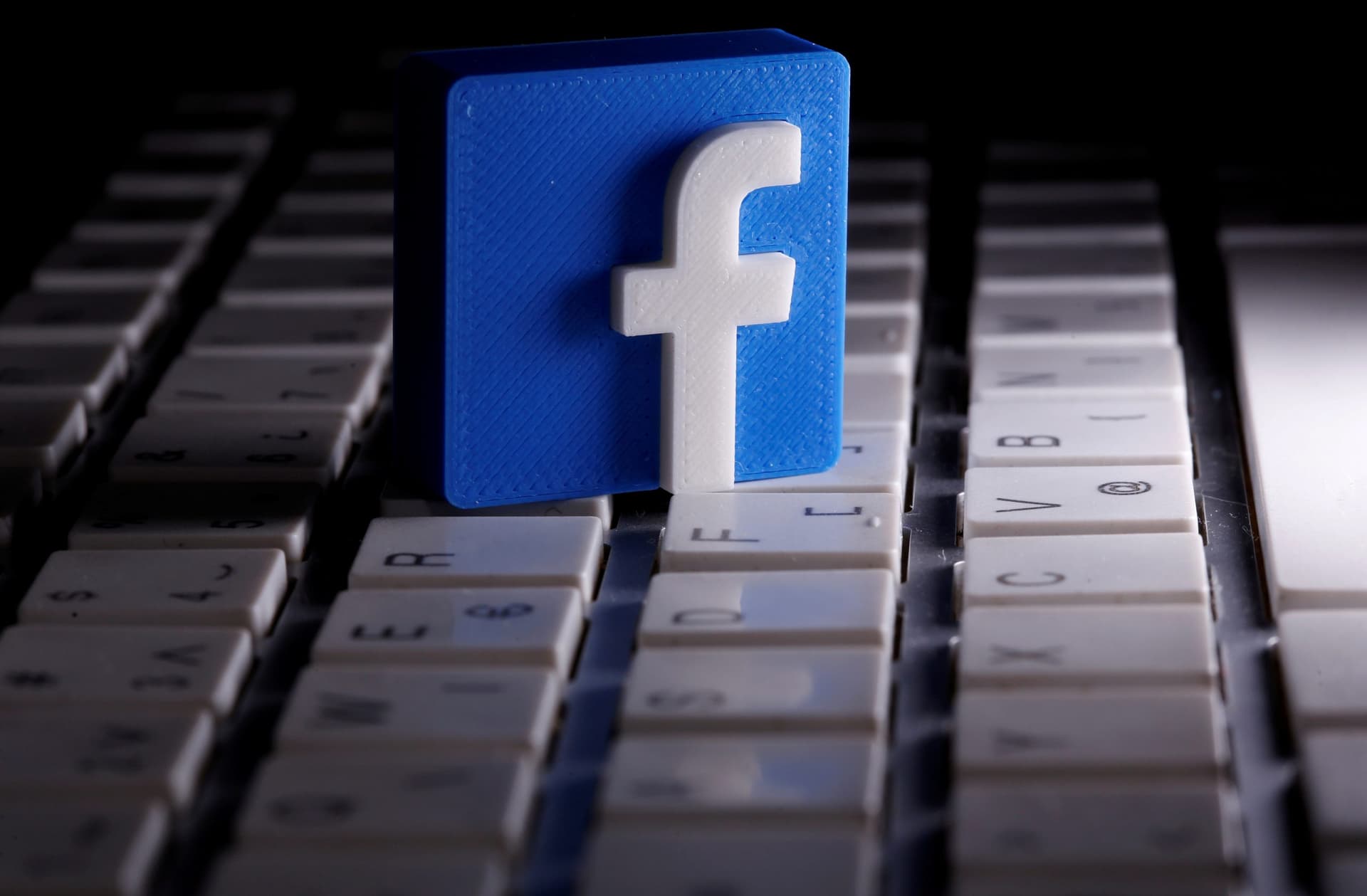 Facebook Closes Political Ads Loophole Ahead of US Presidential Election