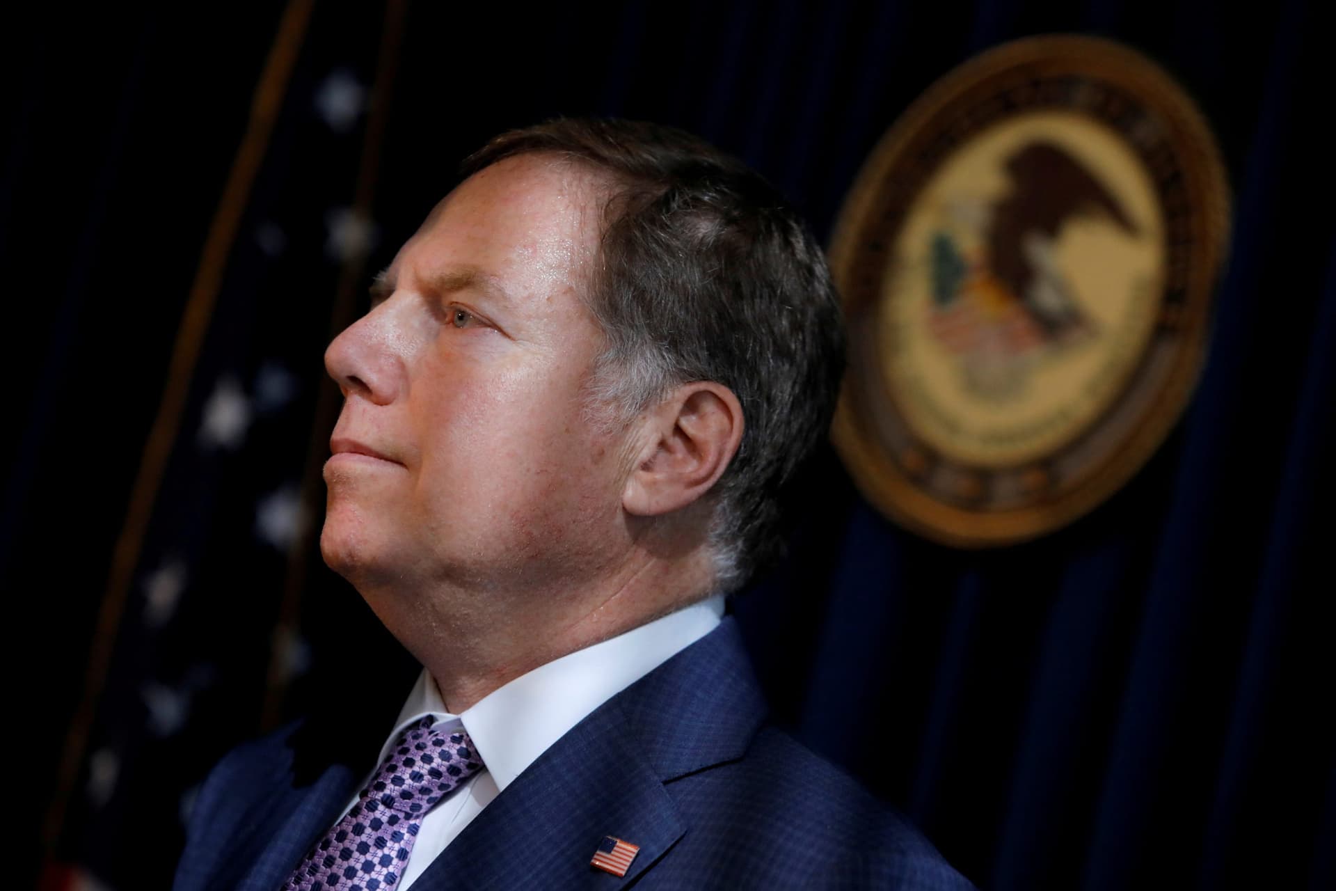 US Prosecutor Who Has Investigated Trump Lawyer Refuses to Resign