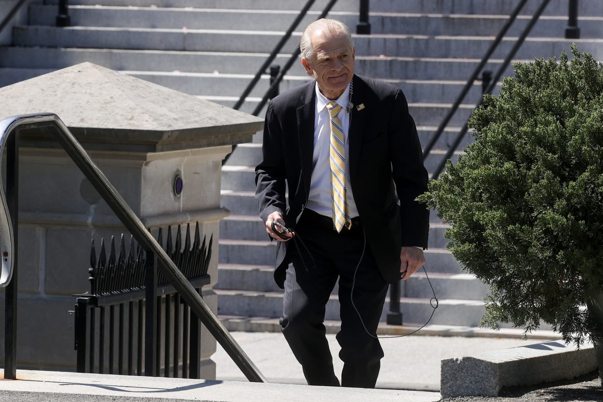 White House’s Navarro ‘Never Heard’ Trump Ask China’s XI for Help Winning Election