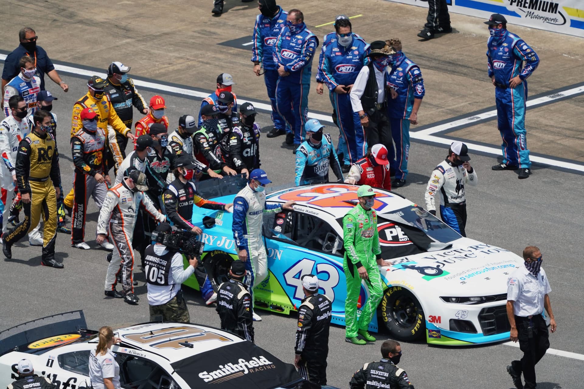 Justice Department Says No Federal Crime Committed in NASCAR Noose Case
