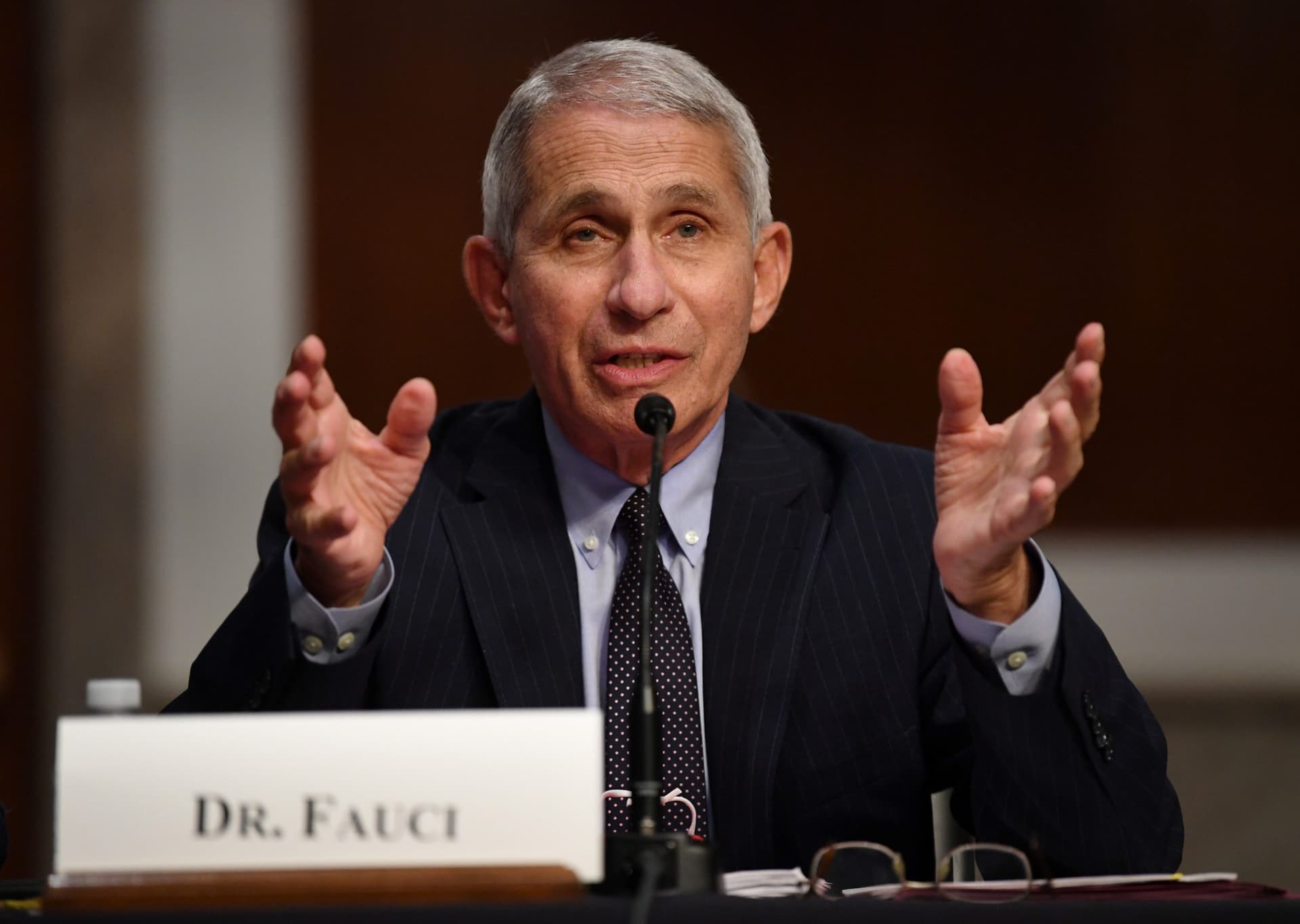 Hogan Calls Attempts to Discredit Fauci āOne of the Biggest Mistakesā