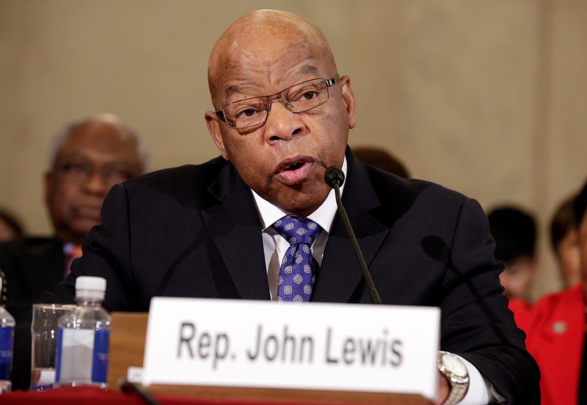 House Holds Moment of Silence to Honor John Lewis