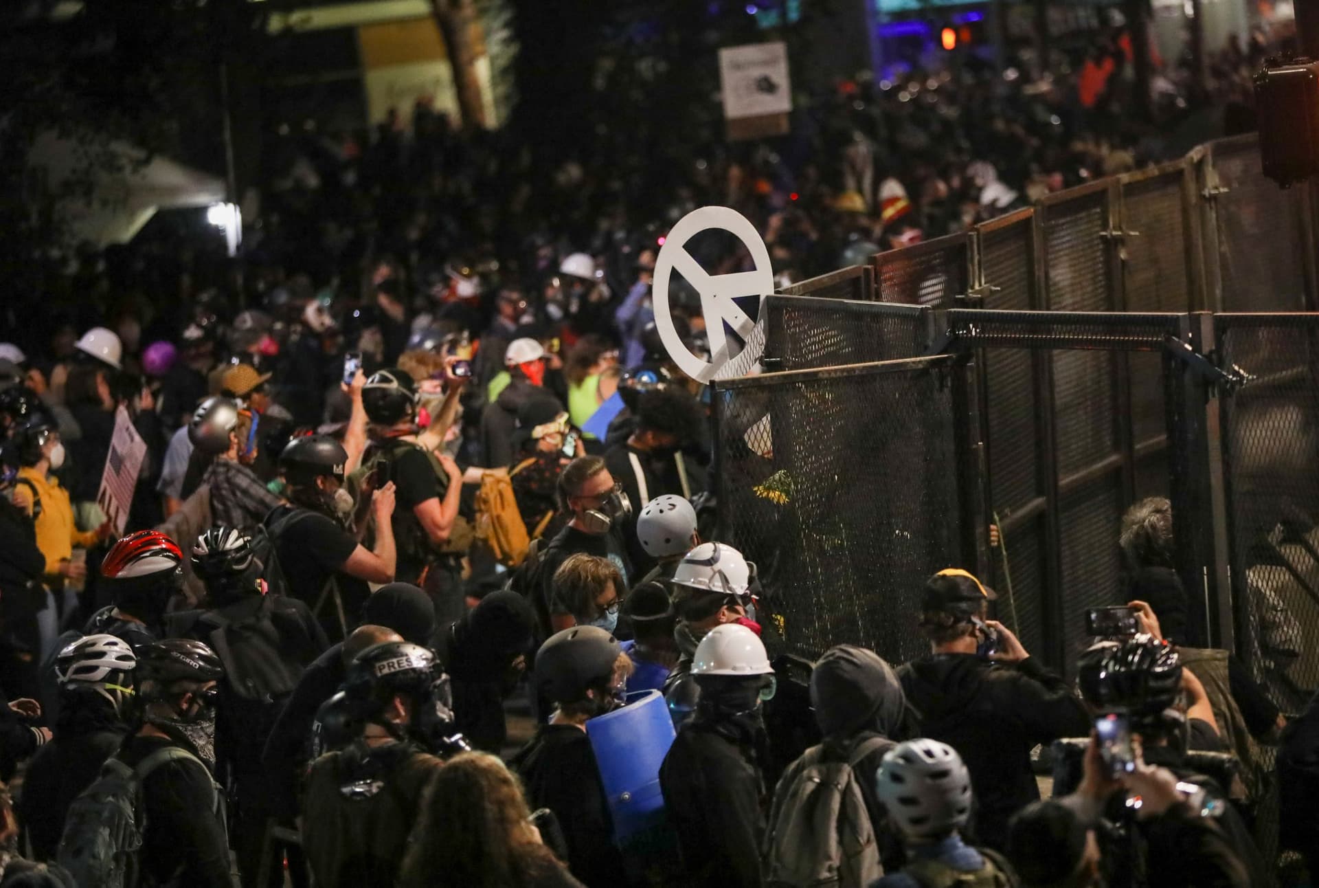 US Watchdog to Probe Use of Force in Portland; Federal Agents to Seattle on Standby