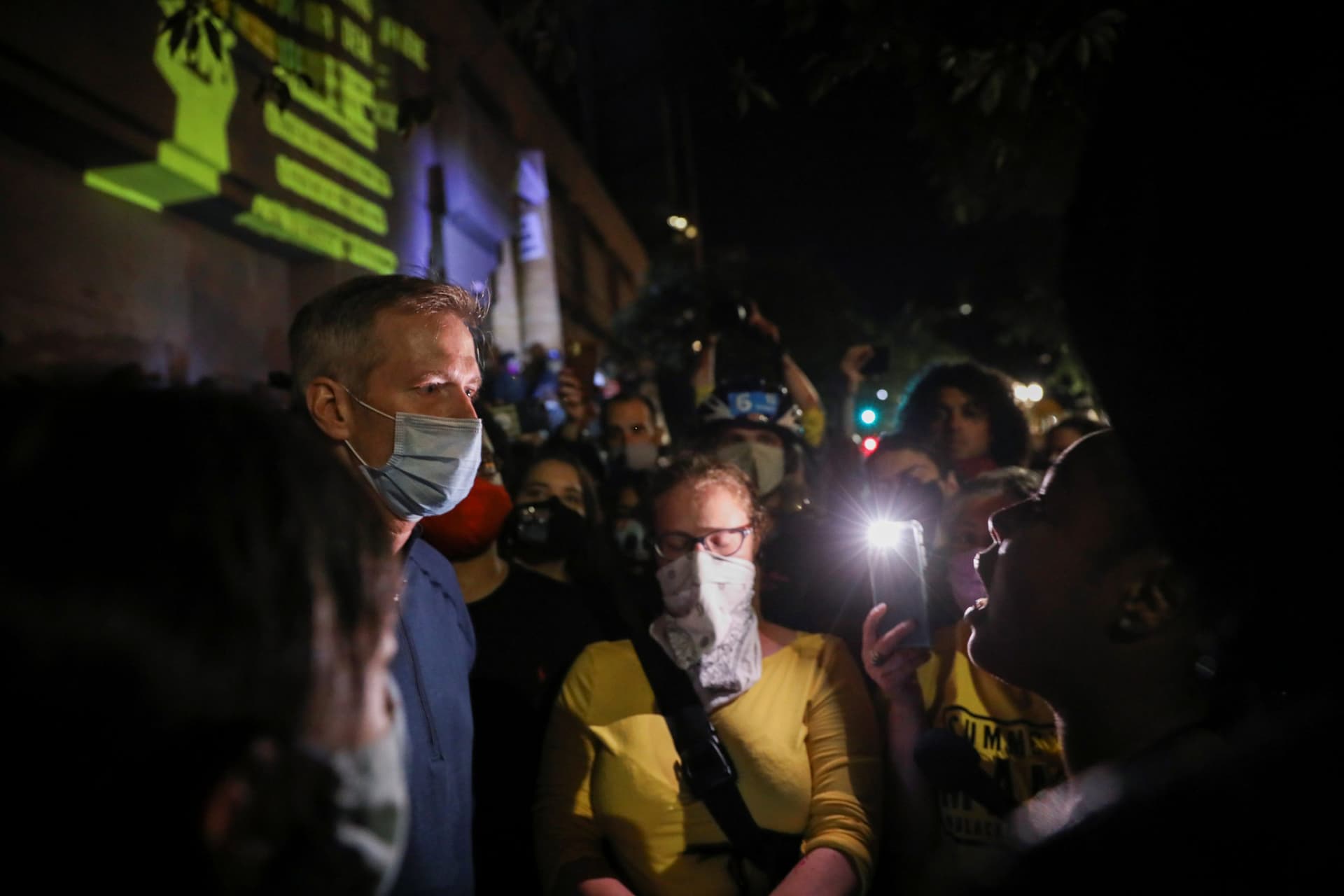 Portland Mayor Is Tear-Gassed in Another Night of Unrest in US City