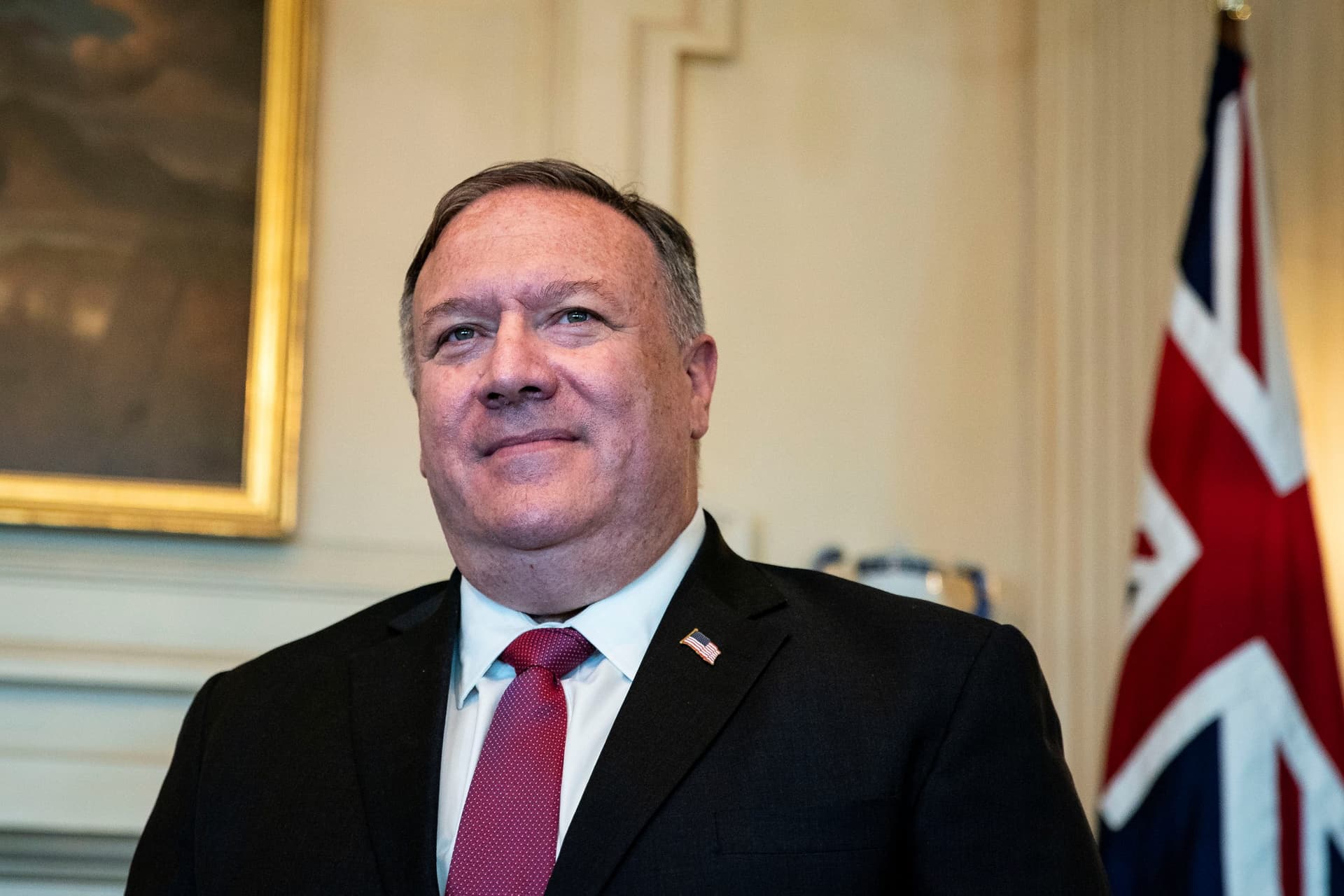 Pompeo Bars Two Former Venezuelan Officials From Traveling to United States