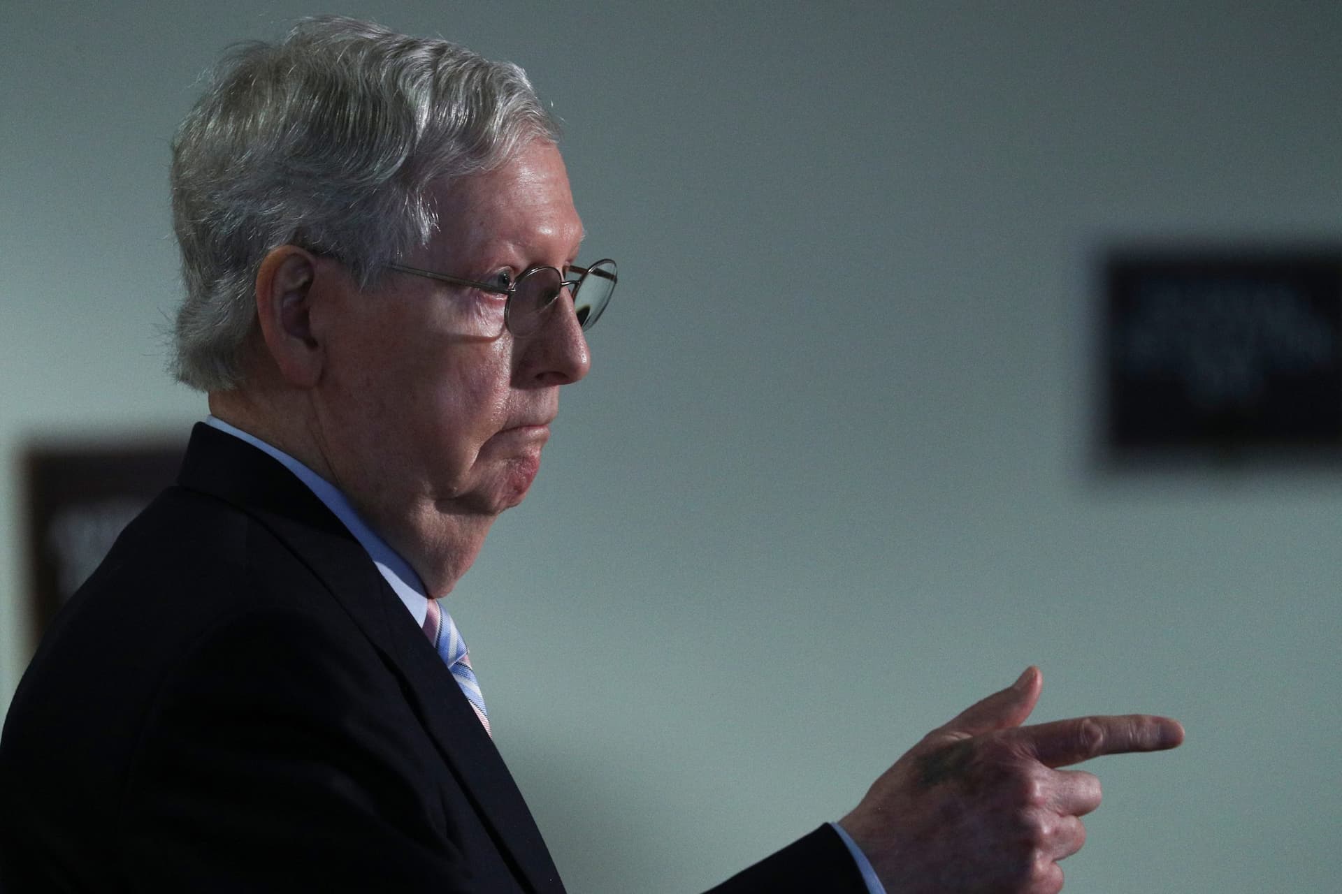 Senate Republicans Push Back on McConnellâs $1 Trillion US Coronavirus Relief Proposal