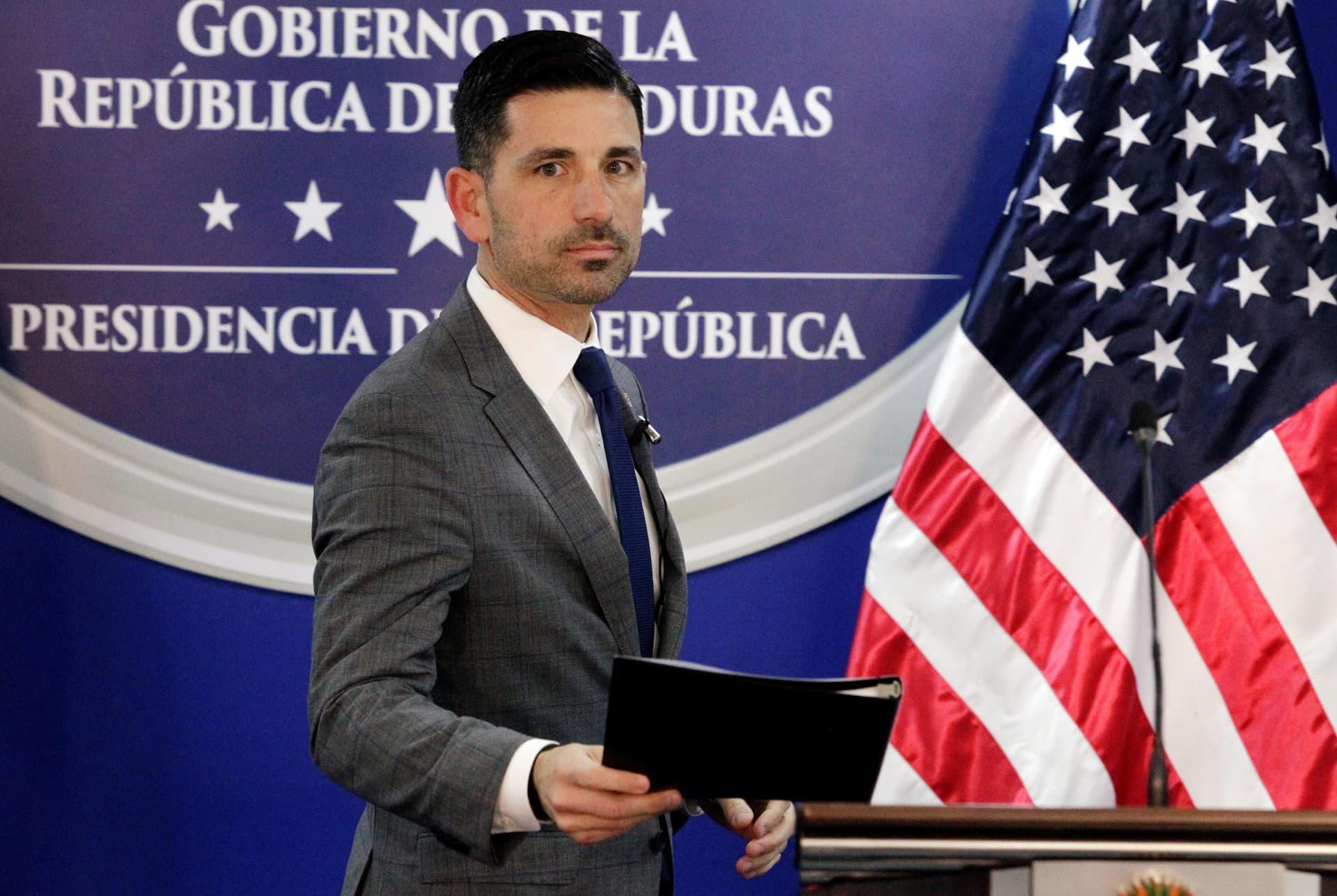 US Official Orders End to Information Gathering on Journalists