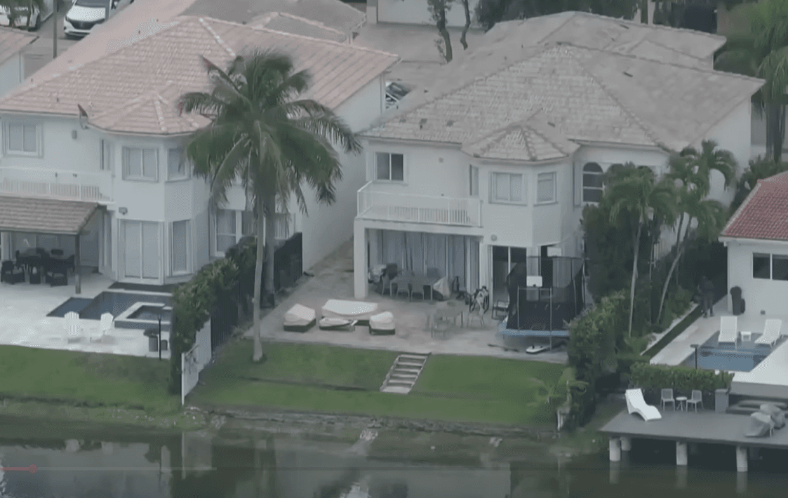 Florida Realtor, Ex-Husband, and 2 Daughters Found Dead in Suspected Murder-Suicide
